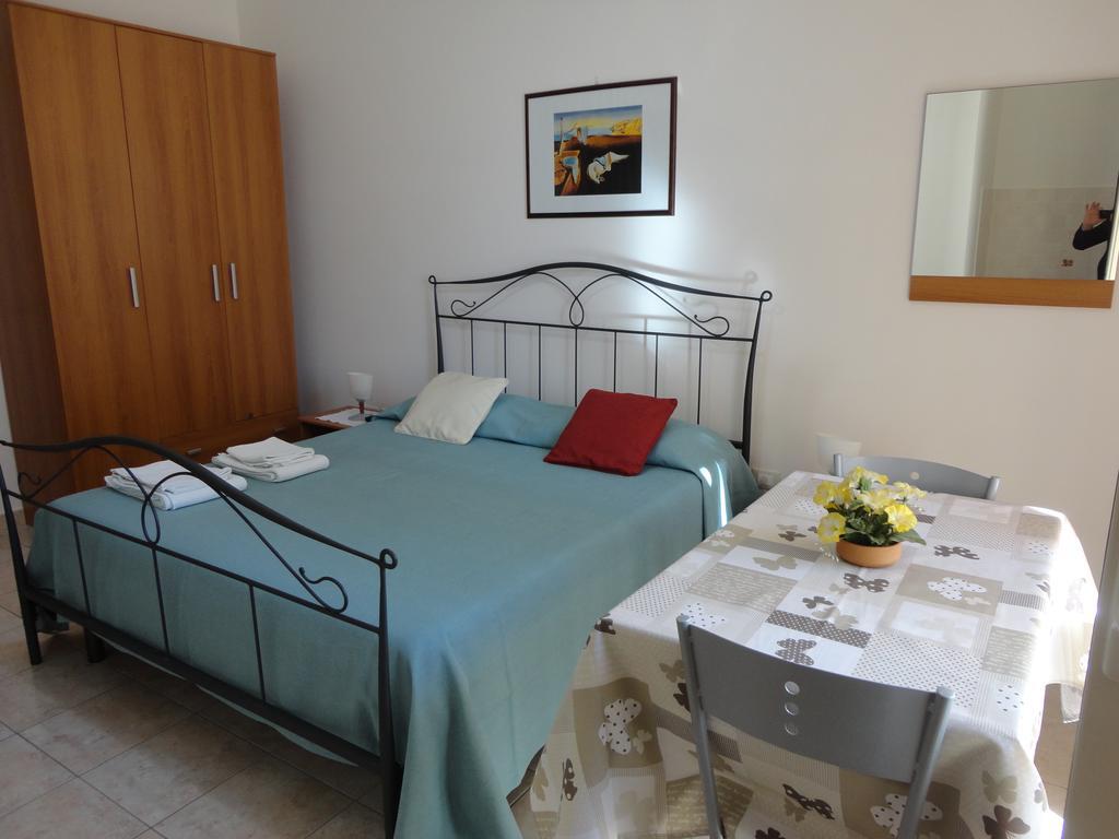 B&B Villa Teresa Lecce Extérieur photo