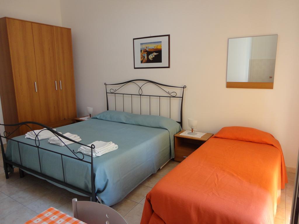 B&B Villa Teresa Lecce Extérieur photo